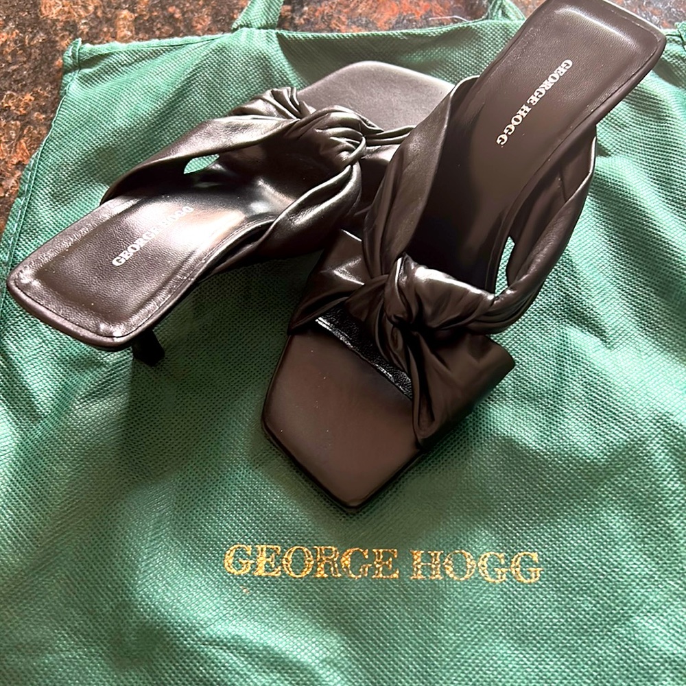 Bought in Turkey. New , very soft leather. Comfortable for any occasion.